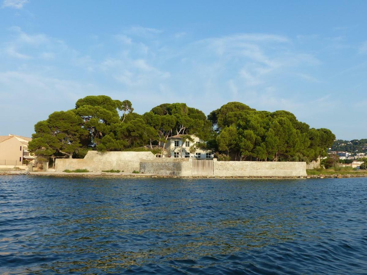 La Bergerie Neuve Bed & Breakfast Sete Exterior photo